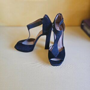 MRKT Black High-Heeled Shoes, Size 9